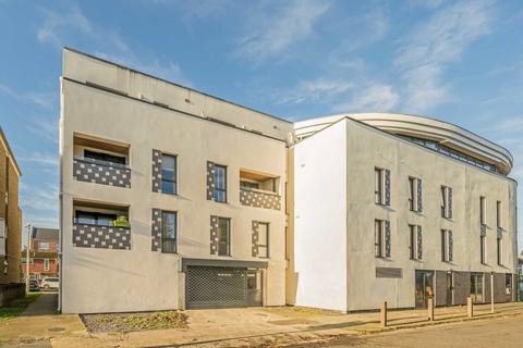 Paragon Grove, Surbiton KT5