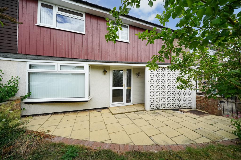 6-Megdale-Place-7