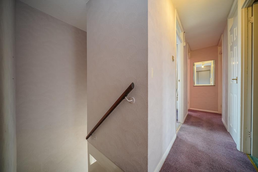6-Megdale-Place-03317