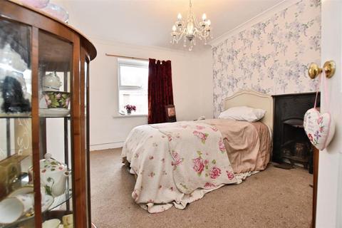2 bedroom terraced house for sale, Main Street, Preston HU12
