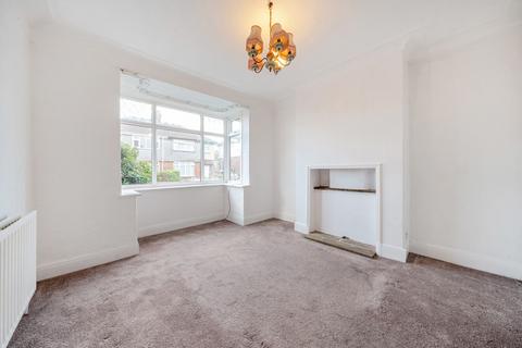 undefined, Merton Gardens, Farsley, Pudsey, West Yorkshire, LS28
