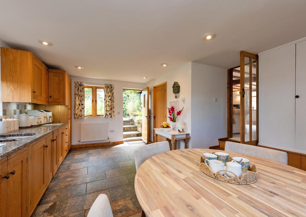Kitchen/Breakfast