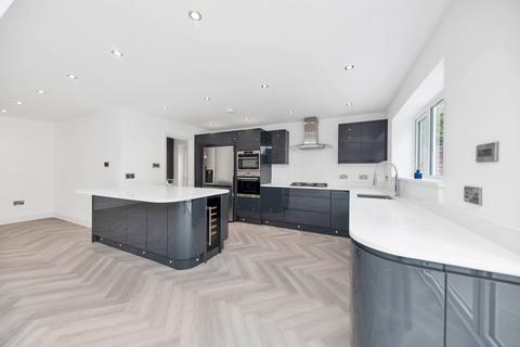 4 bedroom semi-detached house for sale, Lucas Lane, Baldock SG7
