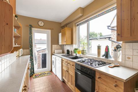 undefined, Lyncroft Gardens, Hounslow, TW3