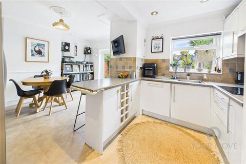 90 Kingsway, Northampton, NN2 8HF