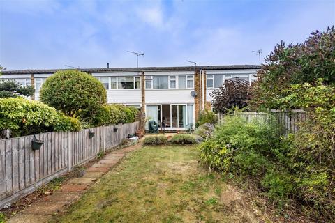 3 bedroom terraced house for sale, Highfield Green, Epping