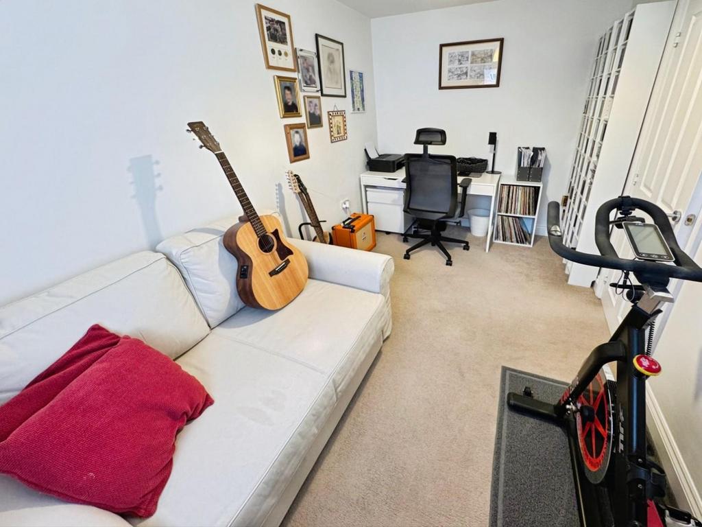 Bedroom.jpg