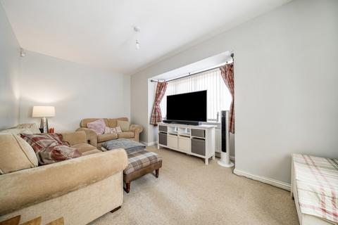 4 bedroom semi-detached house for sale, Kingsdown Road, Lincoln, Lincolnshire, LN6