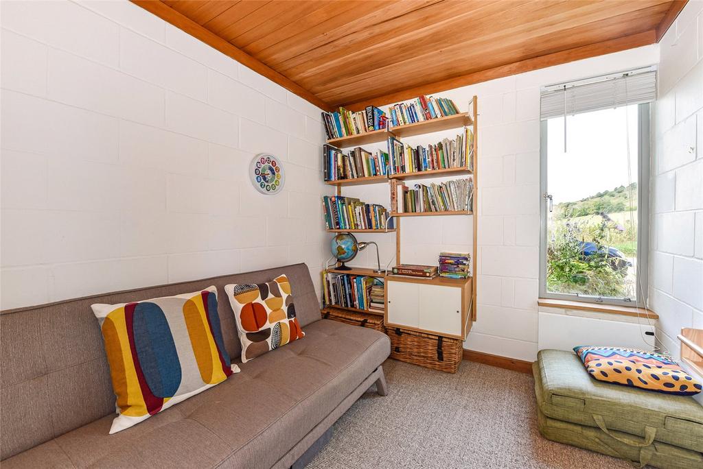 Bedroom/Study