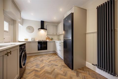 4 bedroom terraced house for sale, Victoria Buildings, Low Bentham