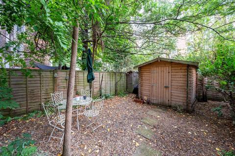 Tyers Street, Kennington, London, SE11