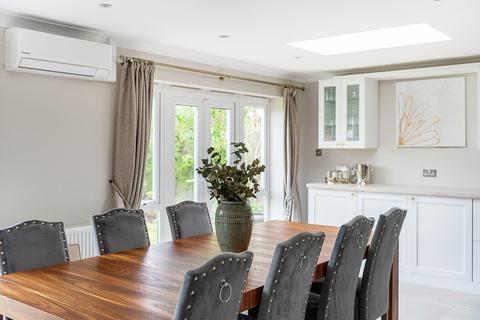 undefined, High Street, Sandy SG19