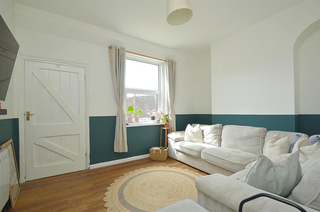 Resized Lounge1.jpg