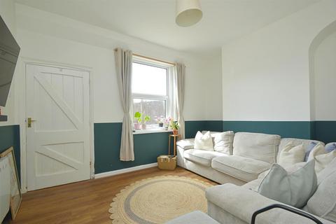 undefined, CHARMING CHARACTER COTTAGE * YAVERLAND