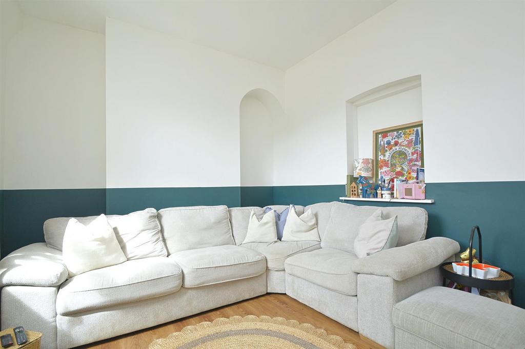 Resized Lounge2.jpg