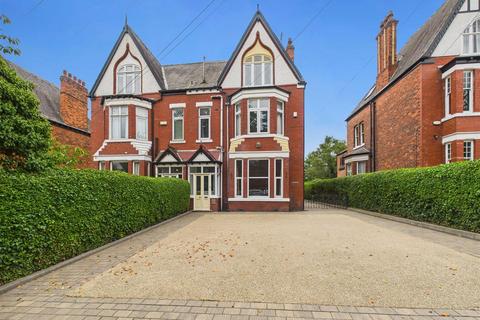 5 bedroom semi-detached house for sale, Ferriby Road, Hessle