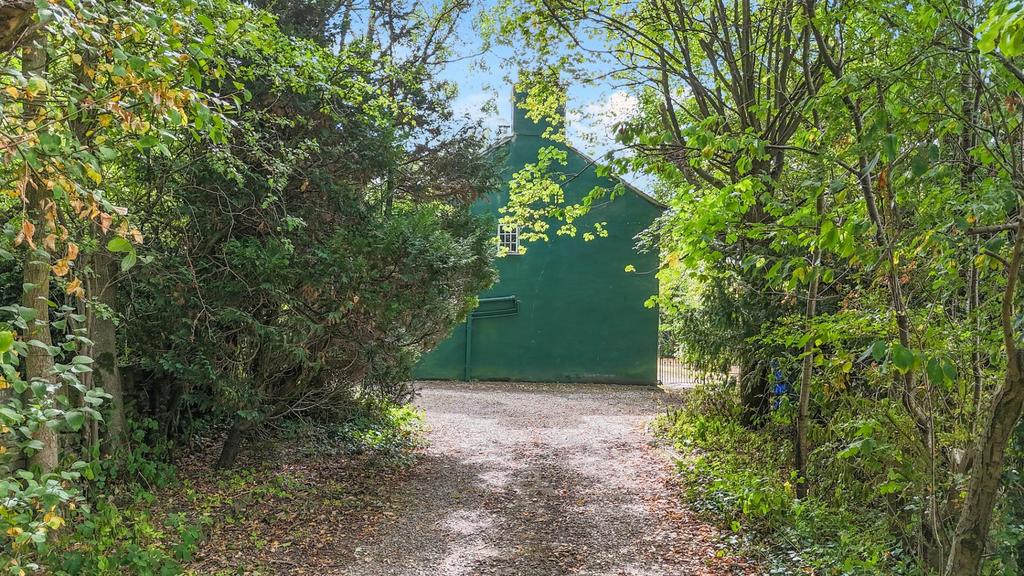 2025-08-26 12.14.12 1.jpg