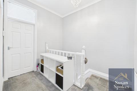 2 bedroom flat for sale, Birchington Avenue, South Shields
