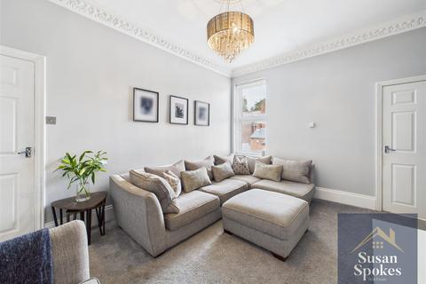 2 bedroom flat for sale, Birchington Avenue, South Shields