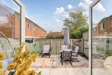 28 Bolts Croft, Chippenham, SN15 3GQ