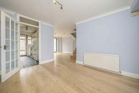 33 Oliver Close, London, W4 3RL