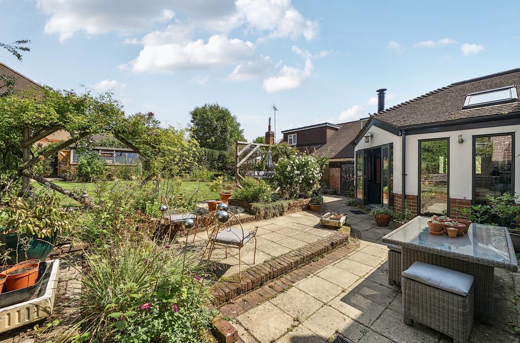 1330632-5-689339c...