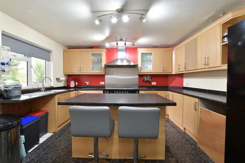 45 Briscoe Road, Pitsea, Basildon, SS13 1AD