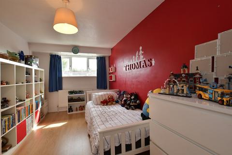 45 Briscoe Road, Pitsea, Basildon, SS13 1AD