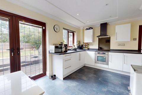 24 Damson Dell, Little Billing, Northampton, NN3 9AJ