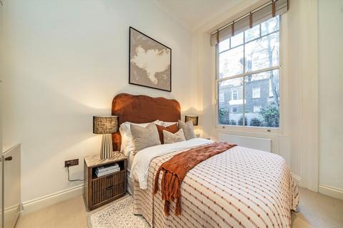 2 bedroom flat for sale, Barkston Gardens, London SW5