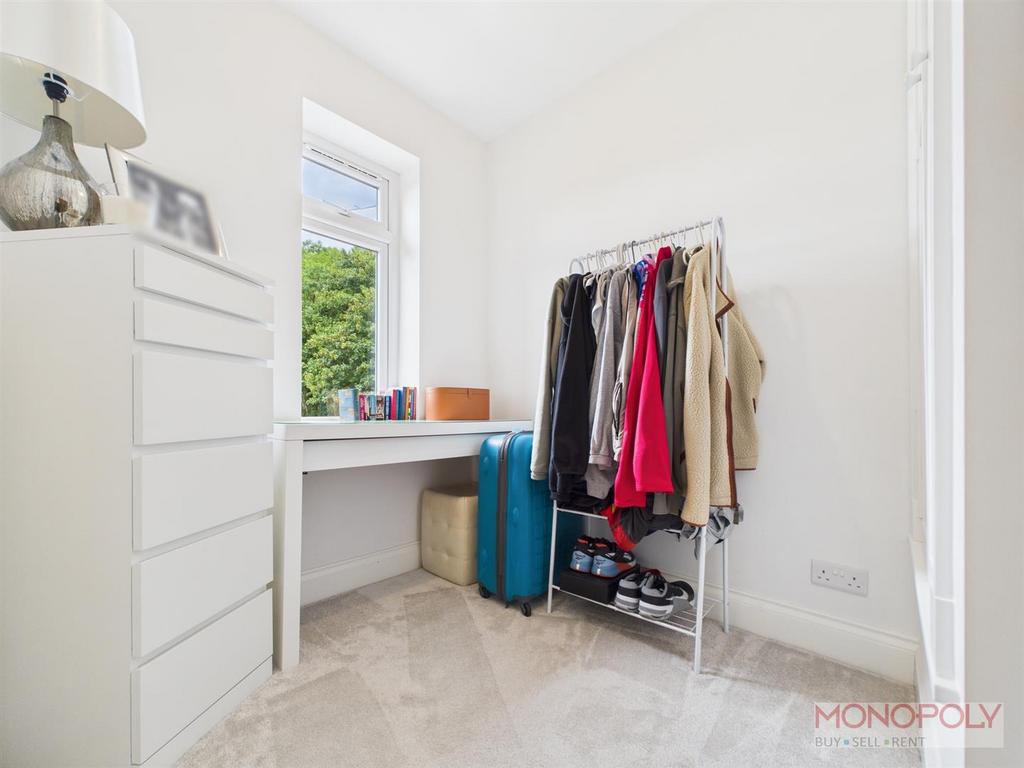 CAM03815 G0-PR0322-STILL021.jpg