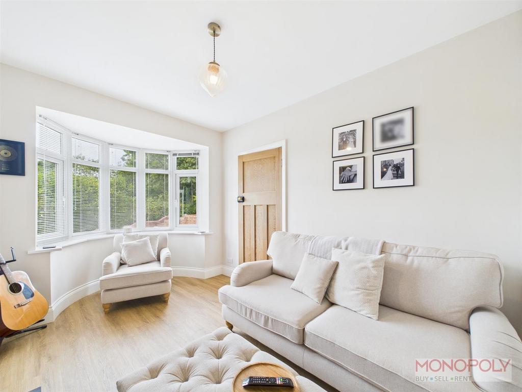 CAM03815 G0-PR0322-STILL003.jpg