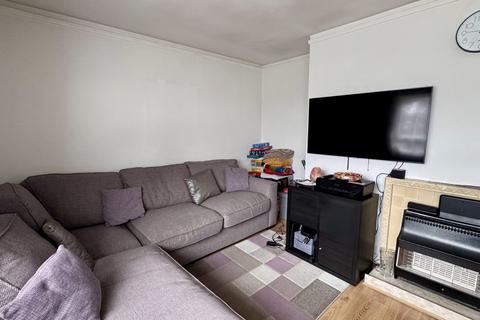 undefined, Ringway,  Southall, UB2