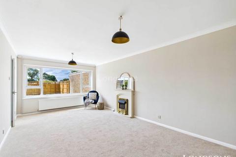 4 Chestnut Road, Watton, Thetford, IP25 6PG