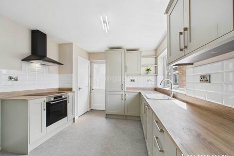 4 Chestnut Road, Watton, Thetford, IP25 6PG