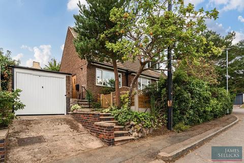 3 bedroom detached house for sale, St. Luke's Close, Thurnby, Leicestershire