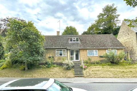 3 bedroom bungalow for sale, Casterton Road, Stamford