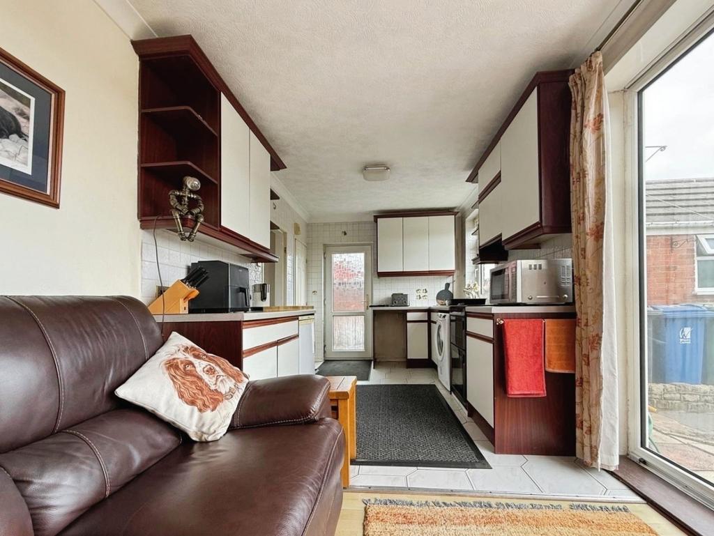 Pbox-living room-326554.jpg