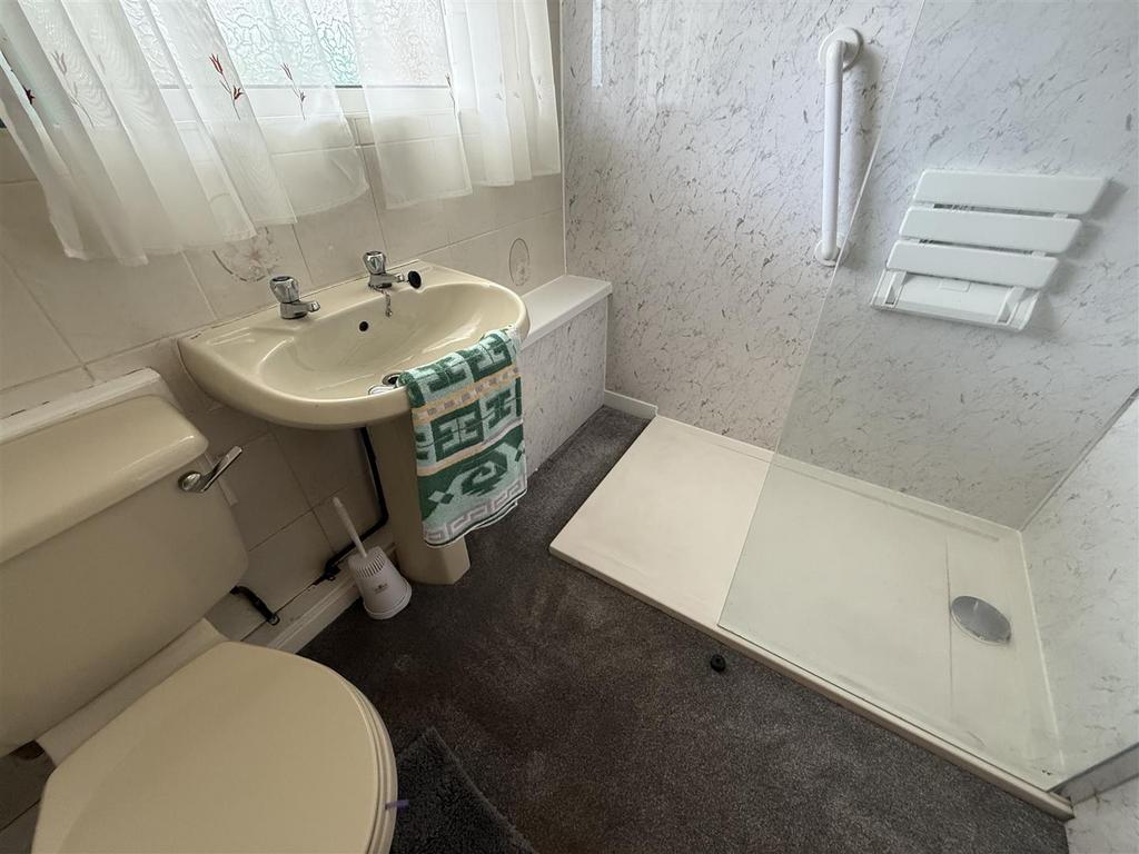 Shower room wc