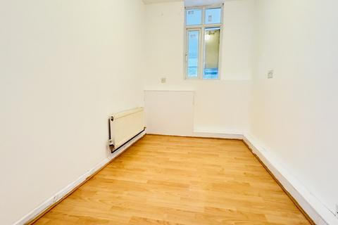 undefined, Lawdons Gardens, Croydon CR0