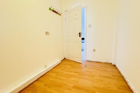 undefined, Lawdons Gardens, Croydon CR0