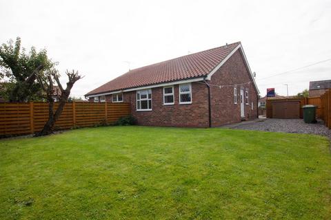 2 bedroom bungalow to rent, Wharton Road, Stamford Bridge
