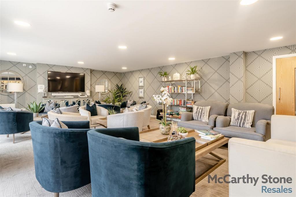 8661594-interior14.jpg