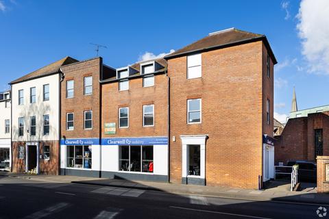 Office to rent, 1 Market Av Chichester PO19 1JU