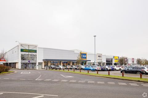 Retail property (high street) to rent, Theobald St Borehamwood WD6 4PR