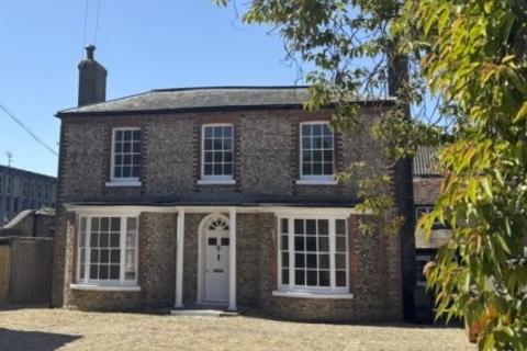 Office to rent, 15 Northgate Chichester PO19 1BJ