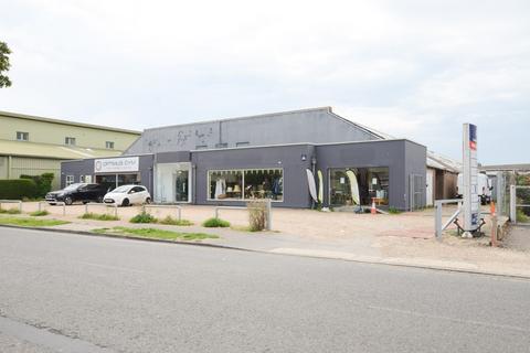 Retail property (high street) to rent, 26B-28 Terminus Rd Chichester PO19 8ZZ