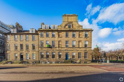 Office to rent, 14 S Charlotte St Edinburgh EH2 4AX