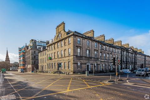 Office to rent, 14 S Charlotte St Edinburgh EH2 4AX