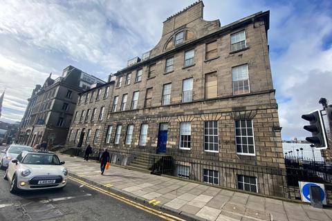Office to rent, 14 S Charlotte St Edinburgh EH2 4AX